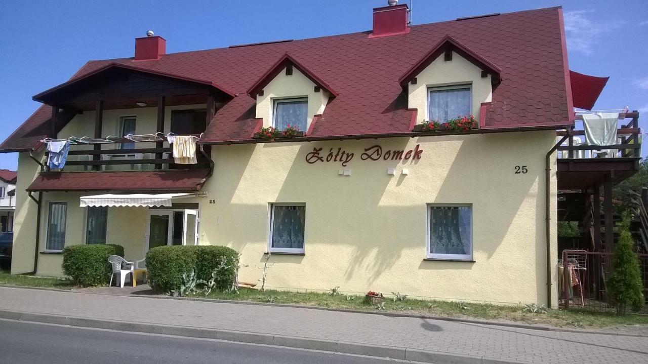Zolty Domek Apartment Dzwirzyno Luaran gambar